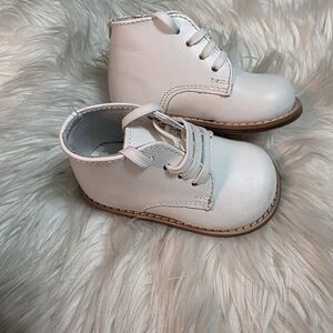 Josmo White Baby Walker Shoes 3.5